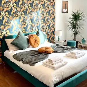 Sismondi , Milan Italy
